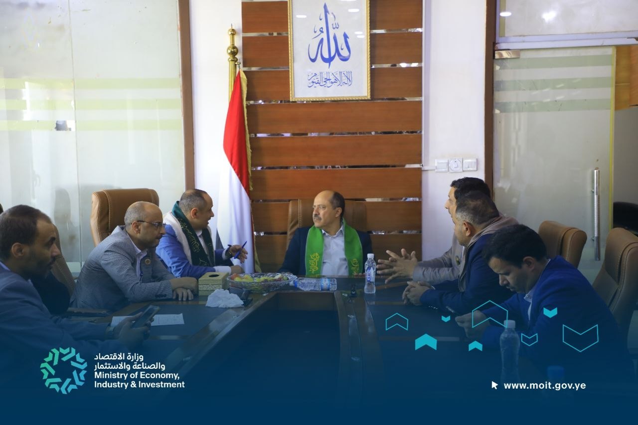 نائب وزير الاقتصاد يستقبل التجار والقطاع الخاص خلال ثاني أيام المولد المفتوحة